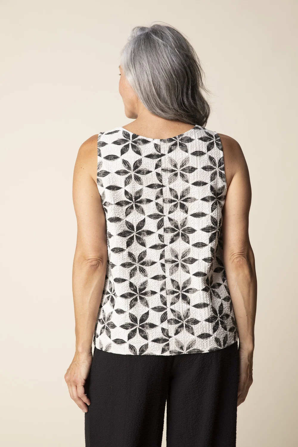 Crinkled Crepe Floral Mix Pleat Tank Top - Willow — Yaza